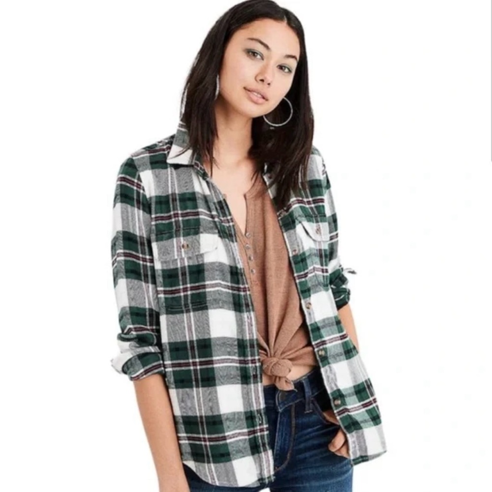 American Eagle Ahhh-Mazingly Soft Flannel long sleeve shirt